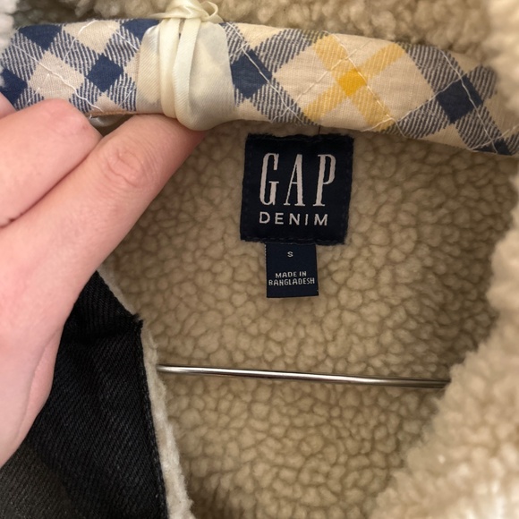 Sherpa lined black denim jacket - Picture 4 of 4